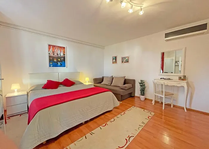 Apartment Andrijana *