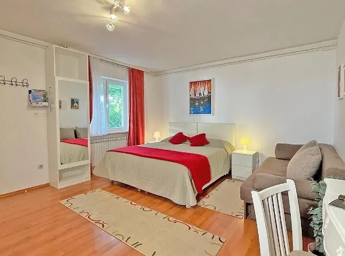 公寓 Andrijana 米利尼